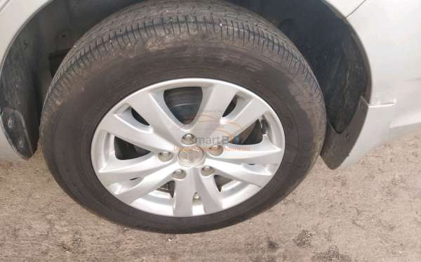 SUZUKI  ERTIGA