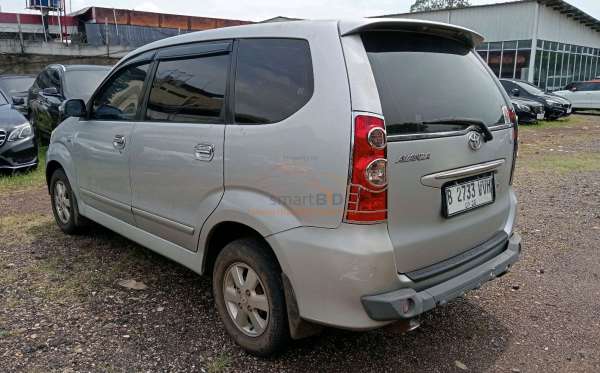 TOYOTA AVANZA 1.3 G