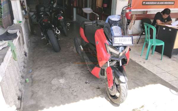 YAMAHA  NMAX
