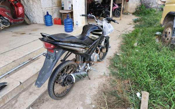 YAMAHA VIXION