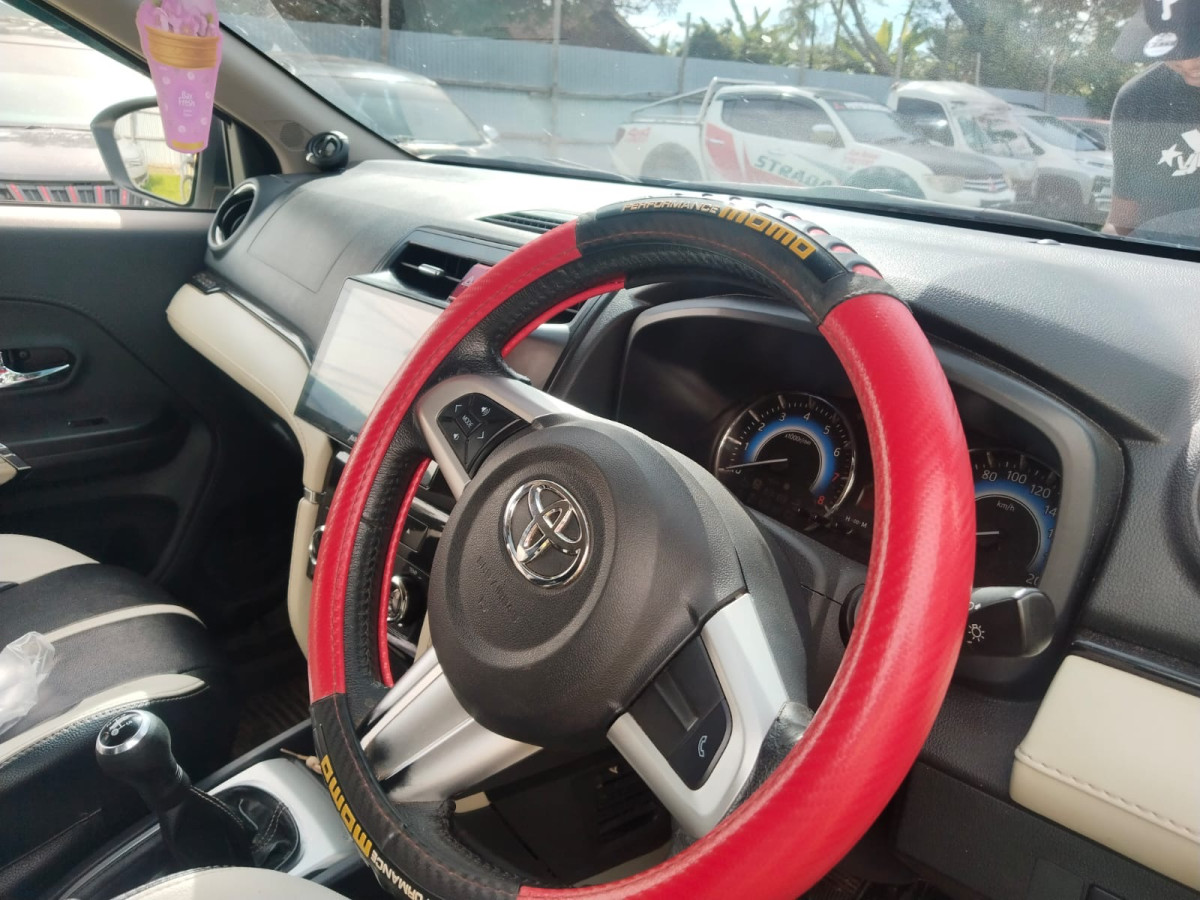 TOYOTA  RUSH  S