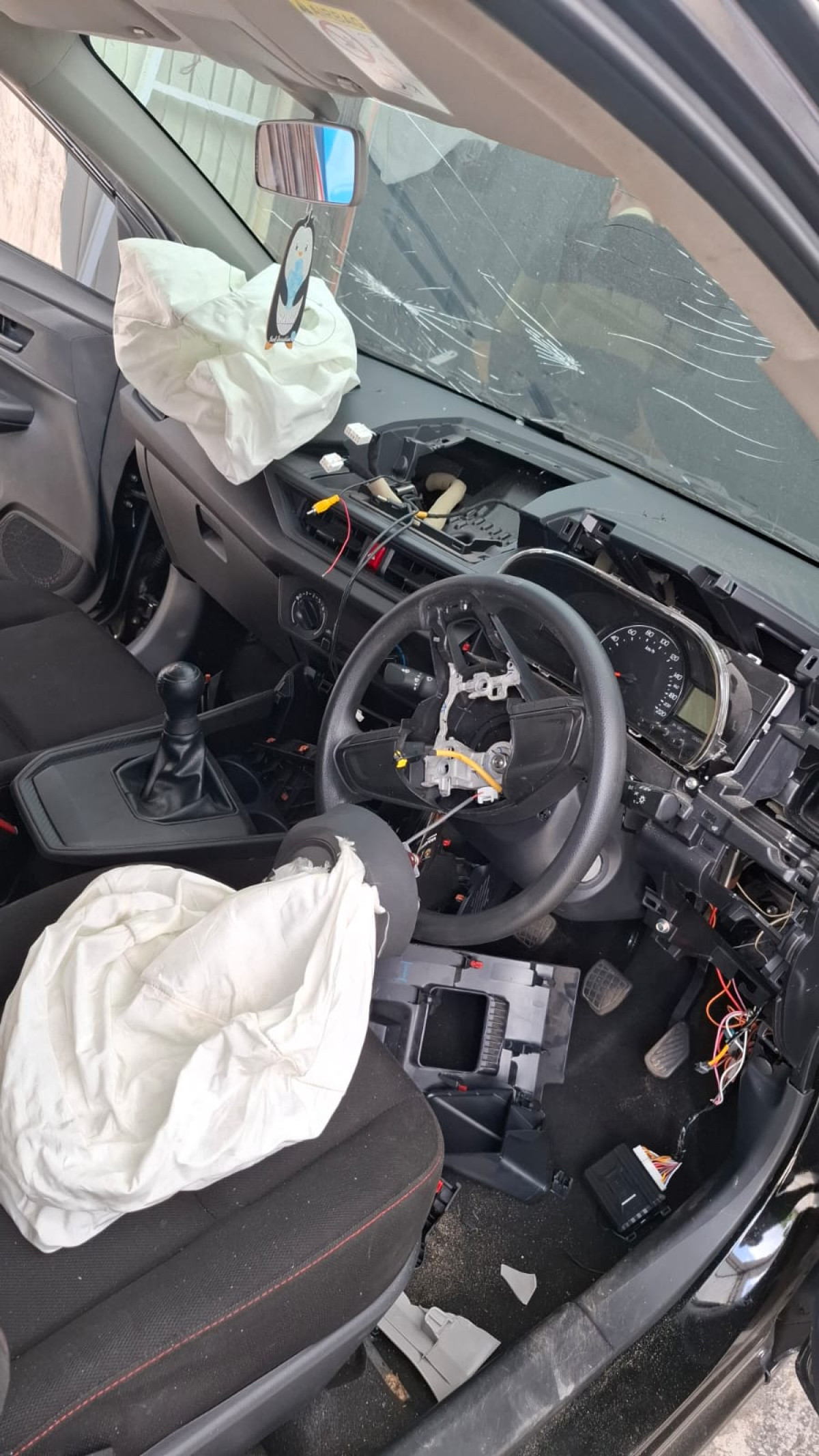 DAIHATSU  AYLA  1.0 M