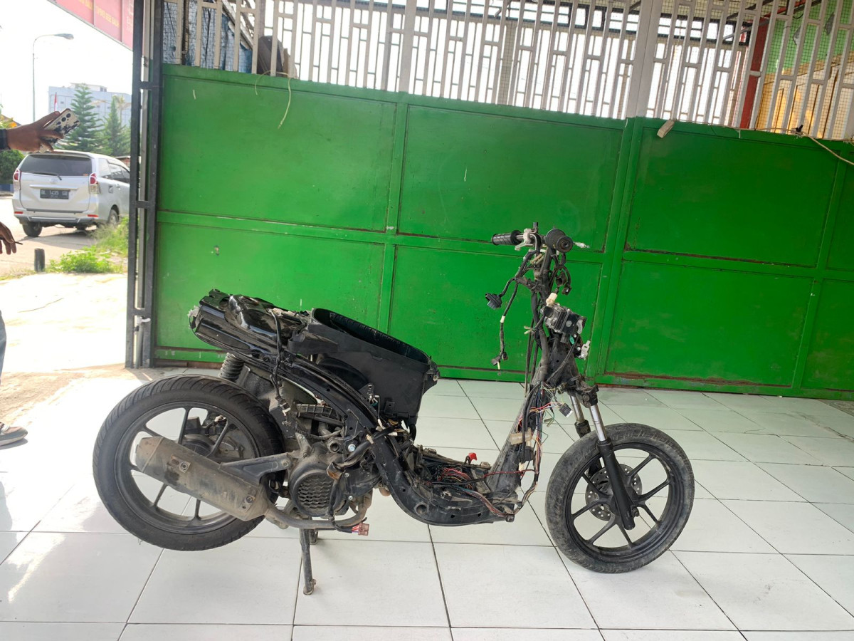 HONDA  BEAT