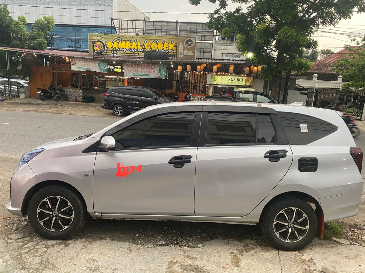 TOYOTA  CALYA  1.2 G M/T
