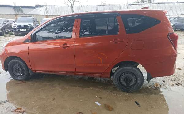 DAIHATSU SIGRA