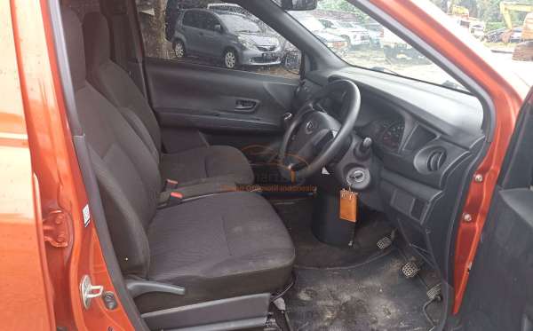 DAIHATSU SIGRA