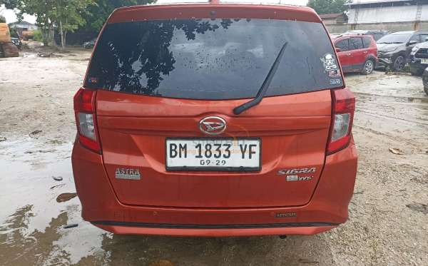 DAIHATSU SIGRA