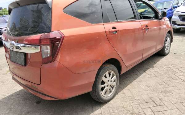 DAIHATSU  SIGRA  X