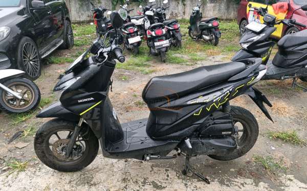 HONDA  BEAT STREET