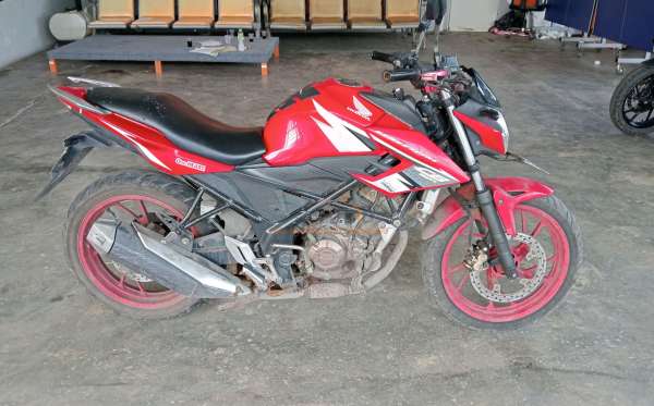 HONDA  CB 150