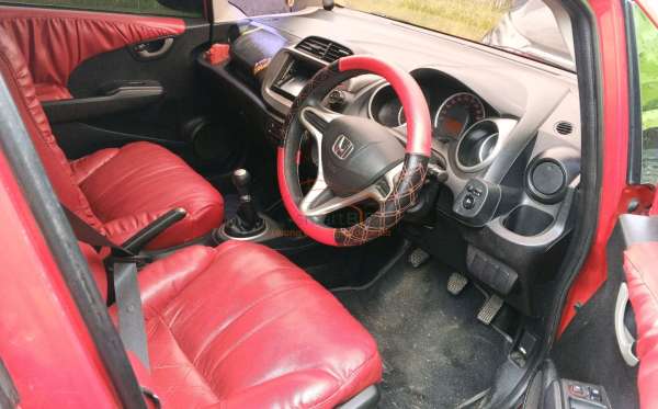HONDA  JAZZ  GE8 1.5 E