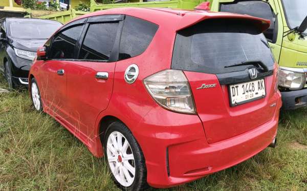 HONDA  JAZZ  GE8 1.5 E