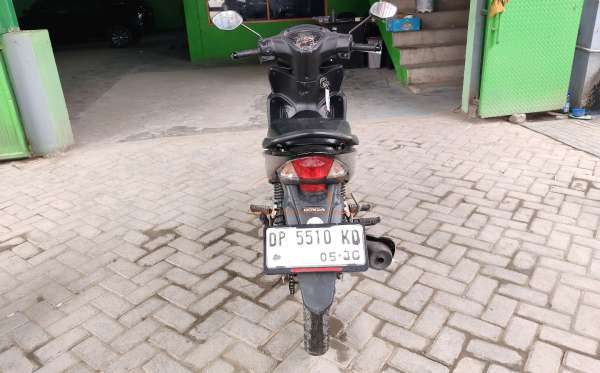 HONDA REVO X