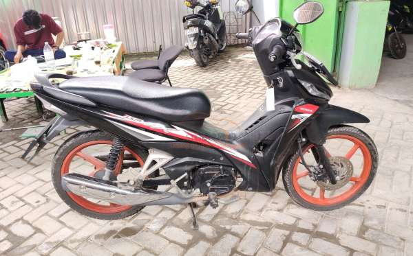 HONDA REVO X