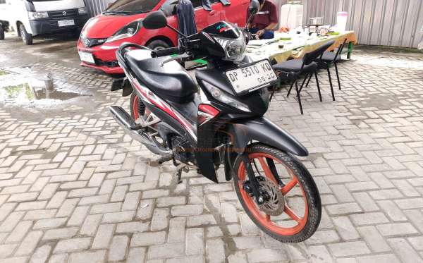 HONDA REVO X