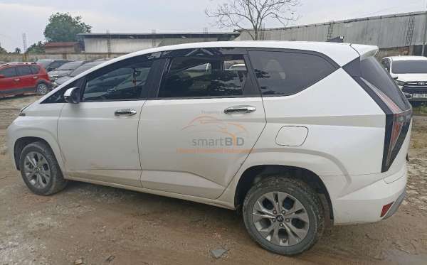 HYUNDAI STARGAZER