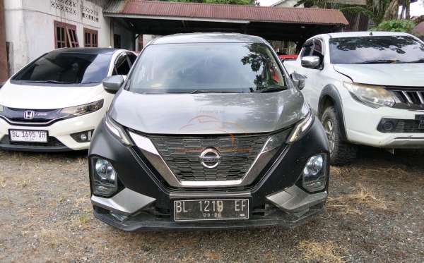 NISSAN LIVINA VE
