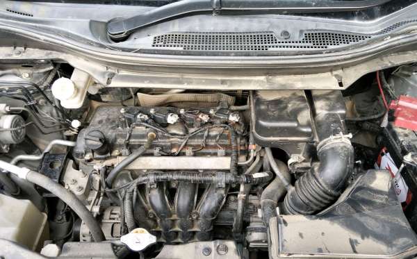 NISSAN LIVINA VE