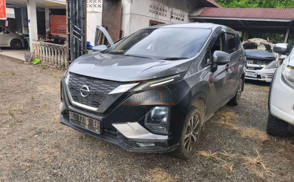 NISSAN LIVINA VE
