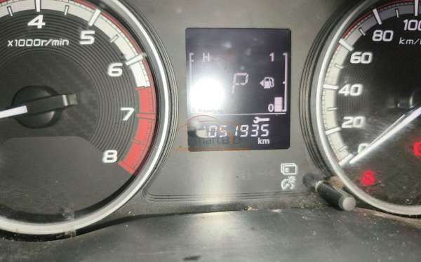NISSAN LIVINA VE