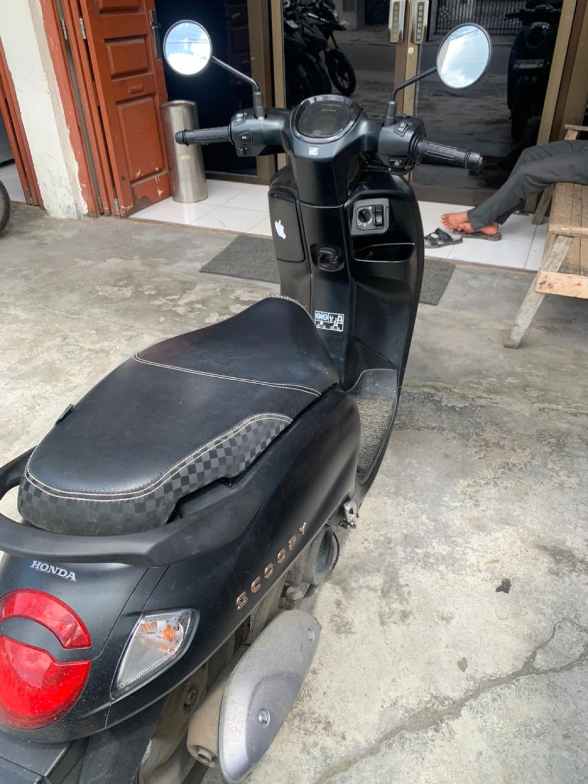 HONDA SCOOPY PRESTIGE