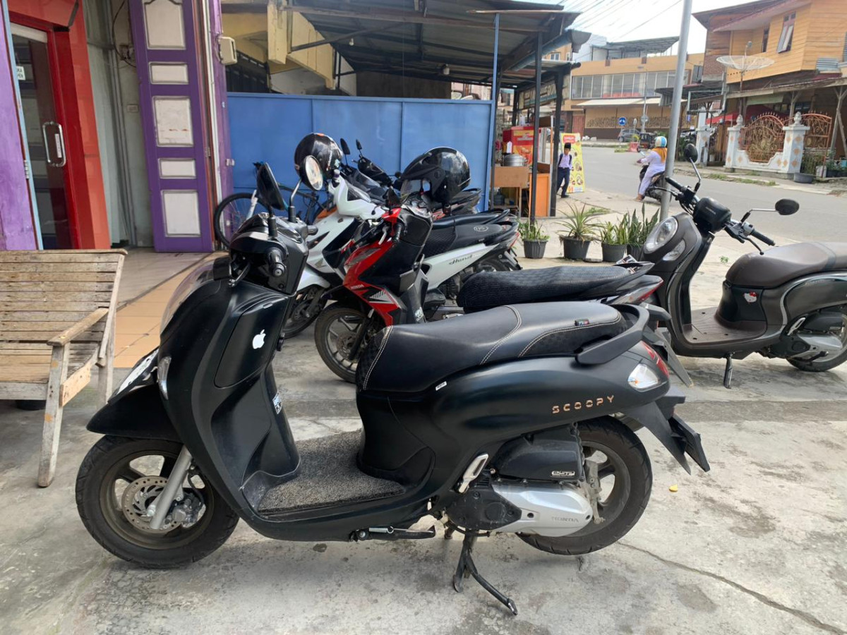 HONDA SCOOPY PRESTIGE