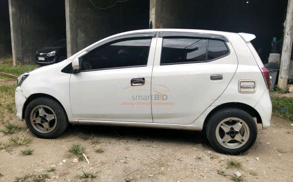 DAIHATSU  AYLA