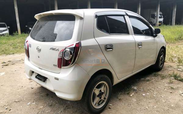 DAIHATSU  AYLA