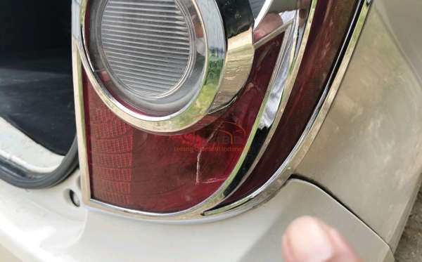 DAIHATSU  AYLA