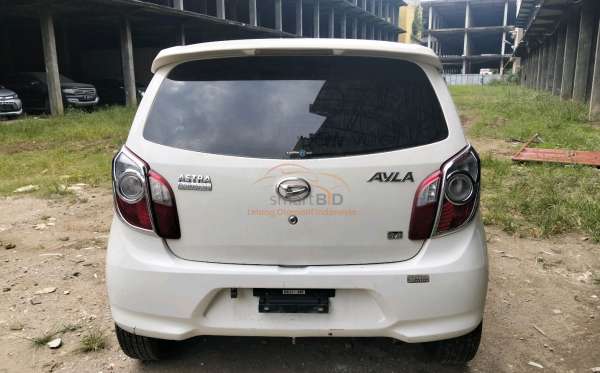 DAIHATSU  AYLA