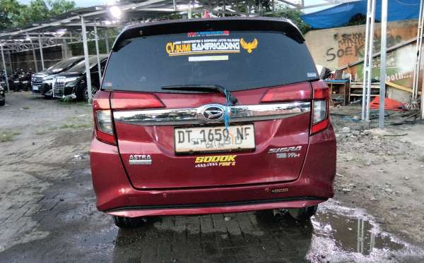 DAIHATSU SIGRA R
