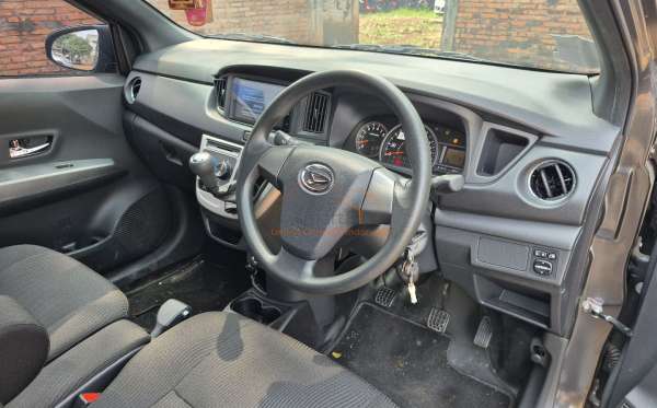 DAIHATSU SIGRA R