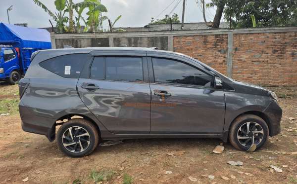 DAIHATSU SIGRA R