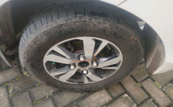 DAIHATSU XENIA X
