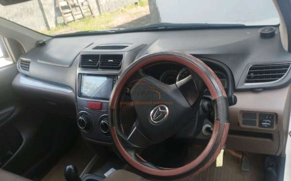 DAIHATSU XENIA X