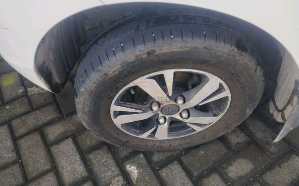 DAIHATSU XENIA X