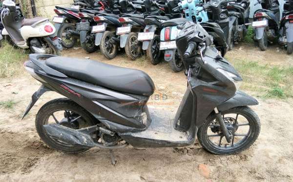 HONDA  BEAT