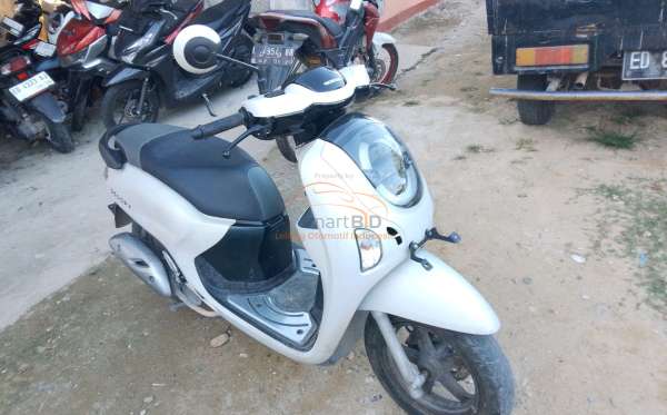 HONDA  SCOOPY