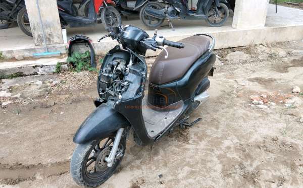 HONDA  SCOOPY