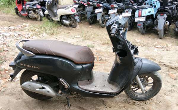 HONDA  SCOOPY