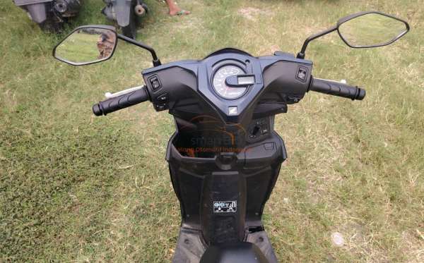 HONDA  BEAT