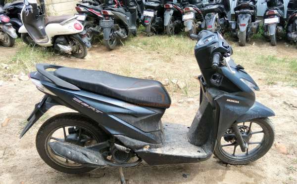 HONDA  BEAT