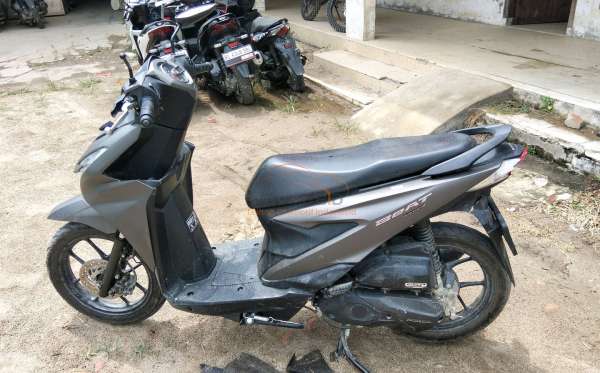 HONDA  BEAT