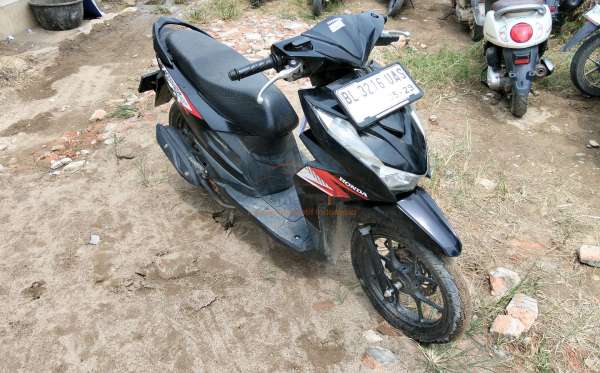 HONDA  BEAT