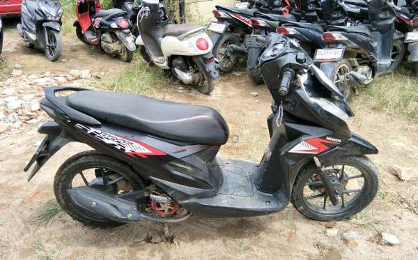 HONDA  BEAT