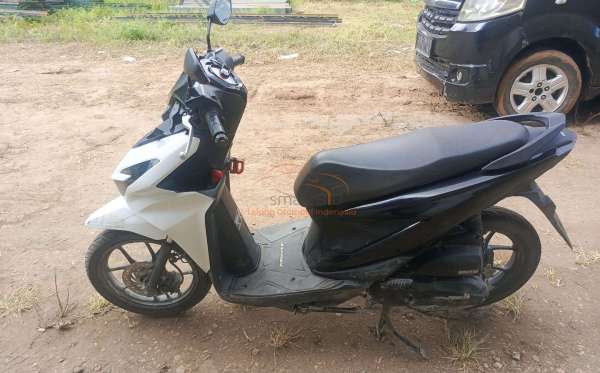HONDA  BEAT