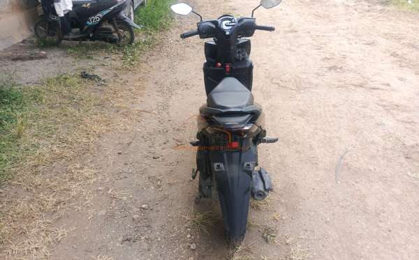 HONDA  BEAT