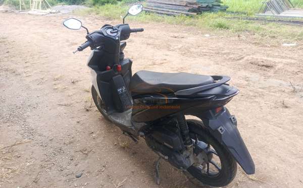 HONDA  BEAT