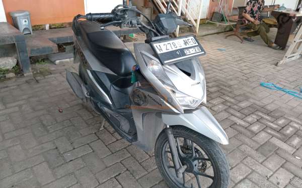 HONDA BEAT STREET