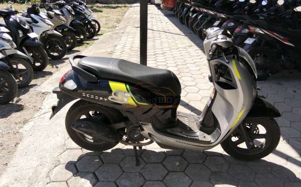 HONDA  SCOOPY
